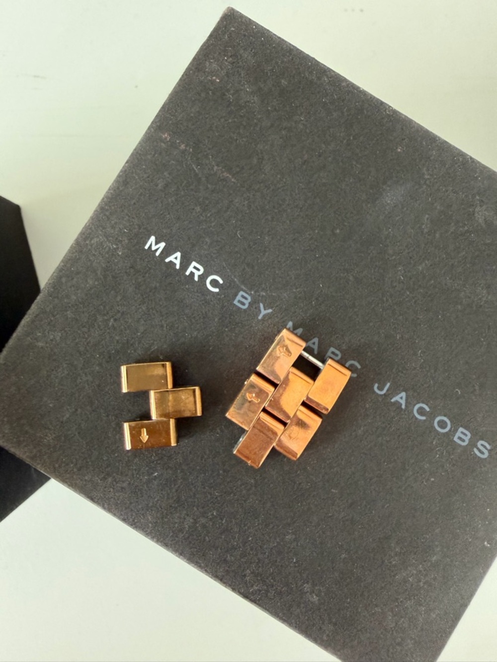Marc by Marc Jacobs Rose Gold-Tone Men's Bracelet Watch with Pink Dial Accents - Picture 3 of 3